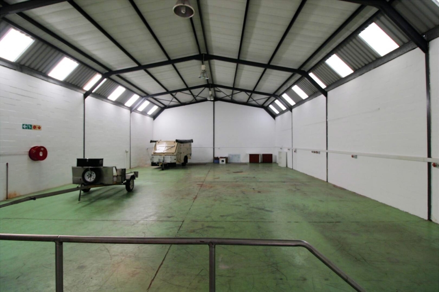 To Let Commercial Property for Rent in Montague Gardens Western Cape